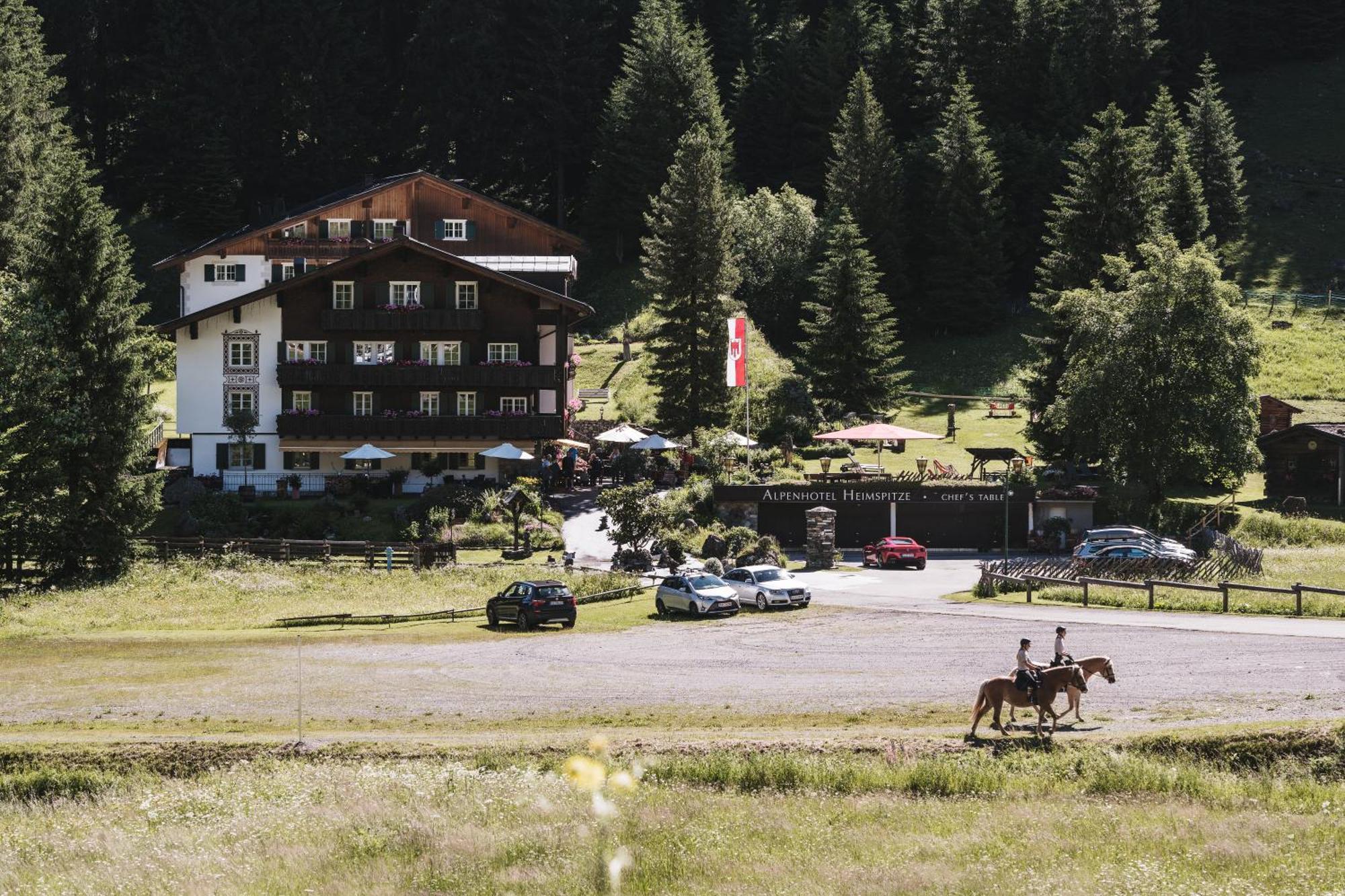 Heimspitze - Alpenhotel & Wirtshaus غارغيلين المظهر الخارجي الصورة